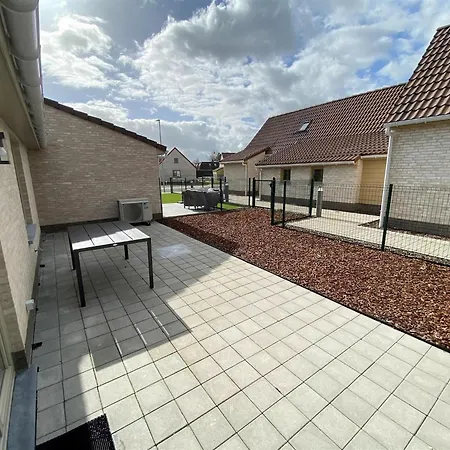 In Near Sint-andre Beach, Cleaning Included Vakantiehuis
